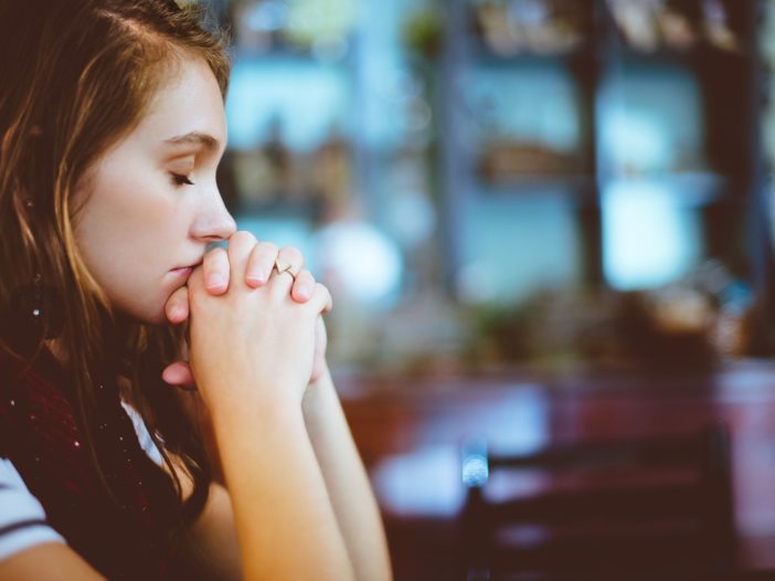 woman praying